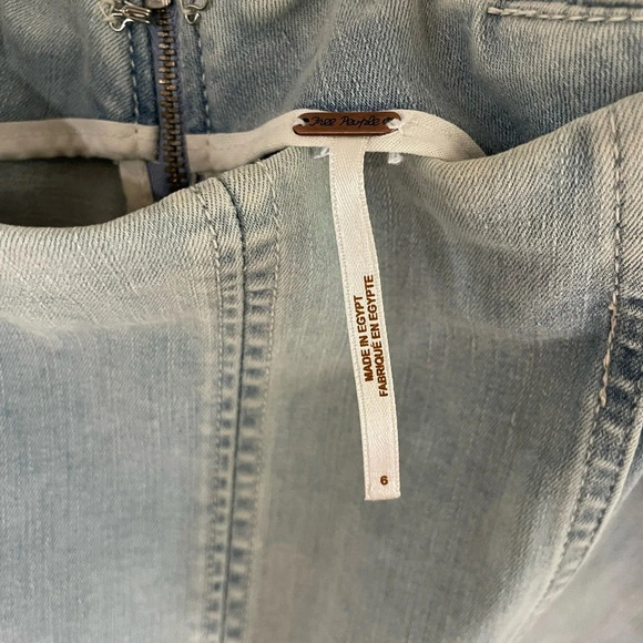 Free People Modern Femme Denim Mini Skirt - Light Wash - Size 6 - NWT - Picture 9 of 9